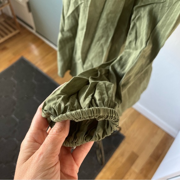 Old Navy top - Picture 3 of 6